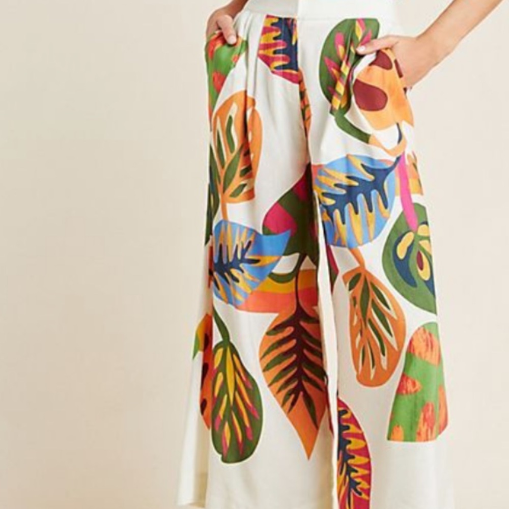 Farm Rio Cropped Leg Pants